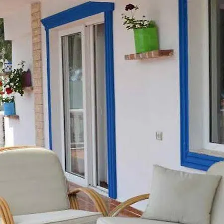 Guzelyali Ayvalı