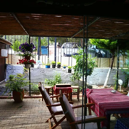 Guzelyali Pensión Ayvalı